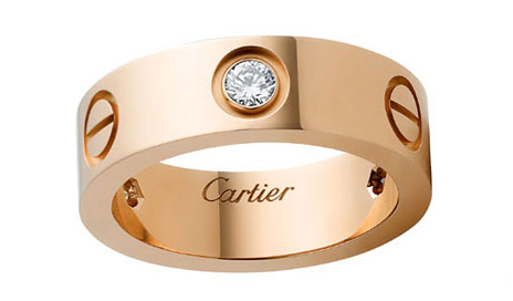 双色镶钻<em>戒指</em>+西装正装居多的商务新郎<em>戴戒指</em>