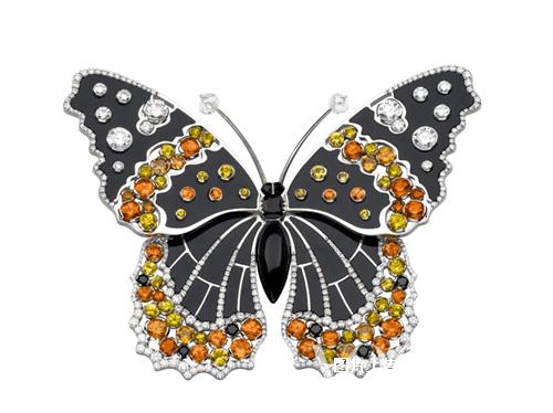 & arpels梵克雅宝传承百年的想象和创意,化作蝴蝶的灵巧气质,以无比