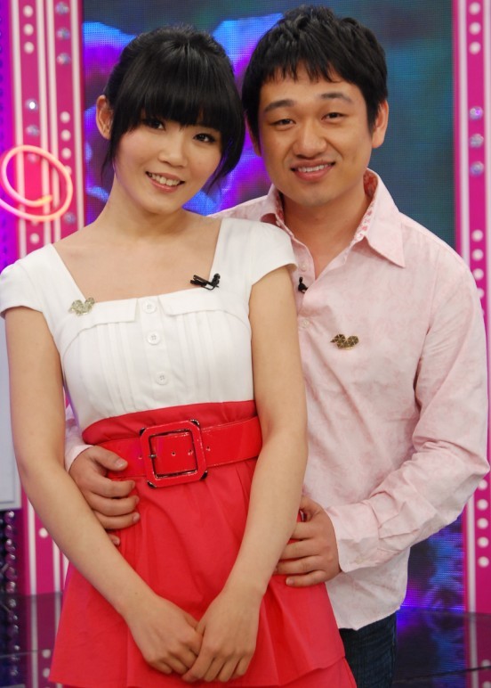 本期嘉宾薛春和夏青认识已有10年,恋爱长跑了7年,终于决定在今年下