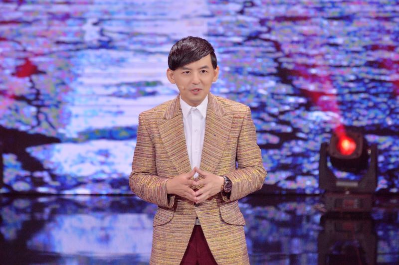 我是演说家半决赛打响北极光钻石见证冠军时刻
